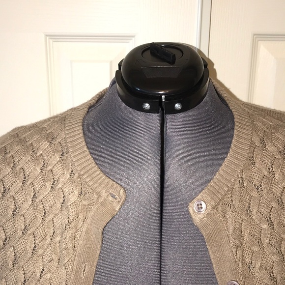 Sweater - Picture 2 of 6